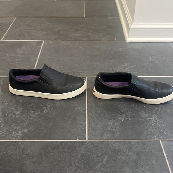 Dr. Scholl's Textured Black Slip-On Flats - Picture 3 of 5